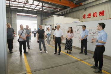 實(shí)地觀摩促交流 技能賦能助發(fā)展 | 山東省淄博市淄川區(qū)總工會(huì)黨組成員、副主席馮進(jìn)明一行蒞臨景興紙業(yè)調(diào)研交流